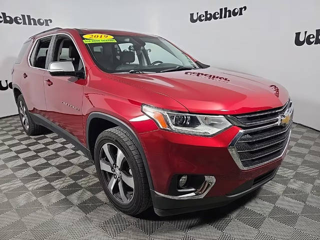 2019 Chevrolet Traverse LT Leather FWD photo