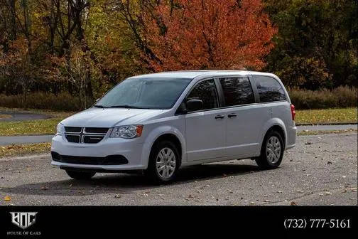 2019 Dodge Grand Caravan SE FWD photo