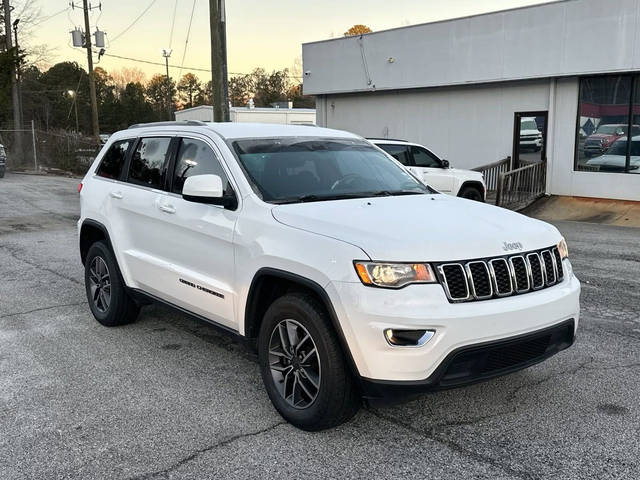 2019 Jeep Grand Cherokee Laredo E 4WD photo