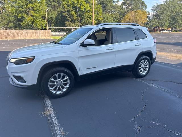 2019 Jeep Cherokee Latitude FWD photo