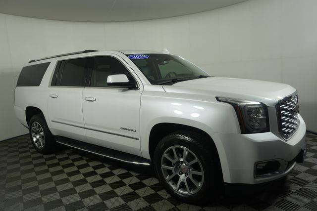 2019 GMC Yukon XL Denali 4WD photo