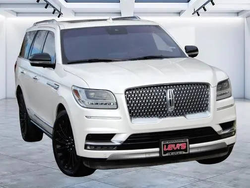 2019 Lincoln Navigator Reserve 4WD photo