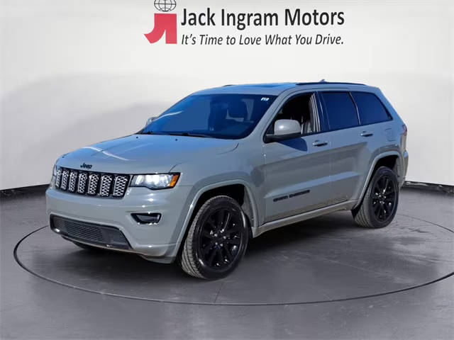 2019 Jeep Grand Cherokee Altitude 4WD photo