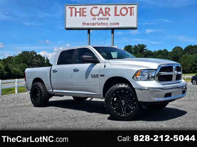 2018 Ram 1500 SLT 4WD photo