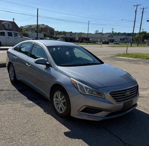 2017 Hyundai Sonata 2.4L FWD photo