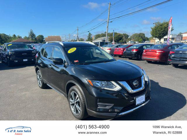 2019 Nissan Rogue SV AWD photo