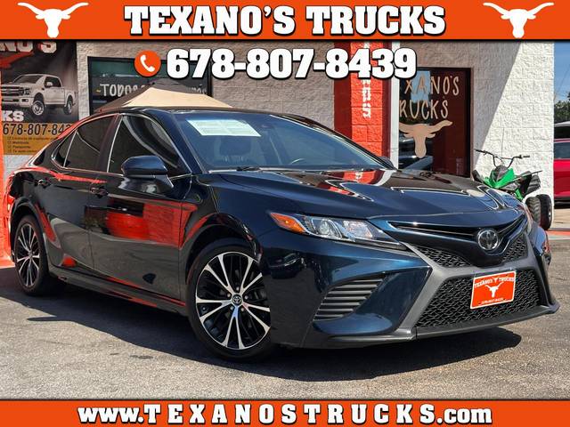 2019 Toyota Camry SE FWD photo