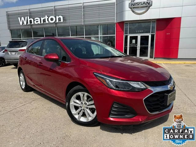 2019 Chevrolet Cruze LT FWD photo