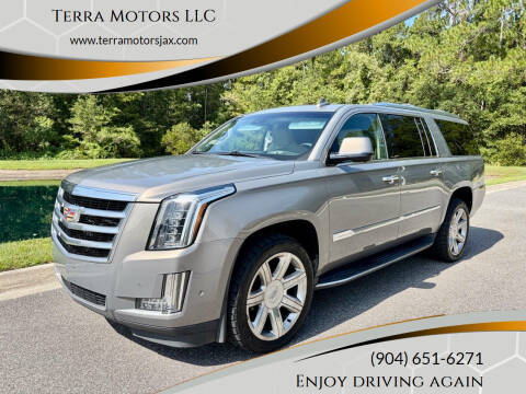 2019 Cadillac Escalade ESV Luxury 4WD photo