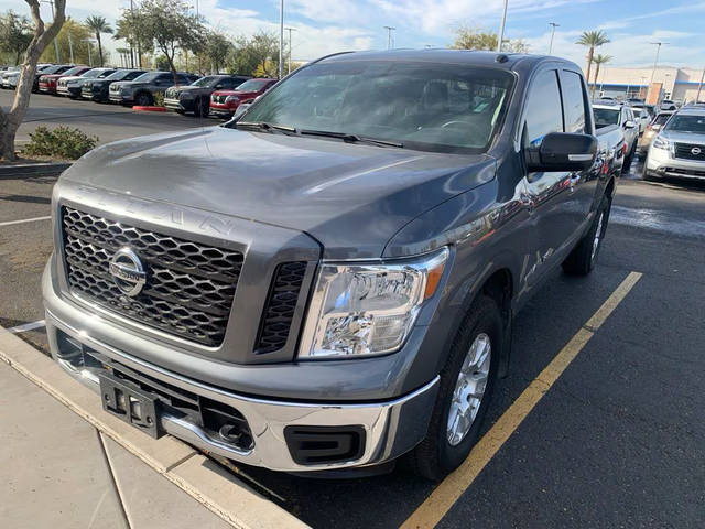 2019 Nissan Titan SV 4WD photo