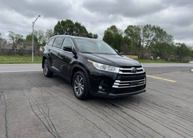 2019 Toyota Highlander XLE AWD photo