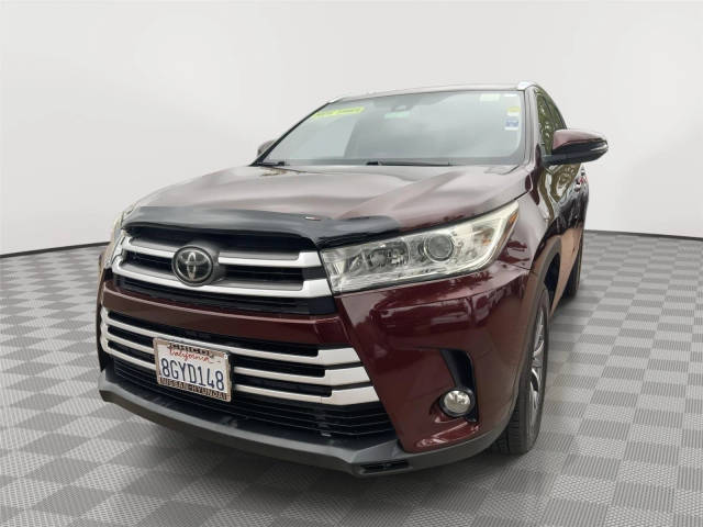 2019 Toyota Highlander XLE FWD photo