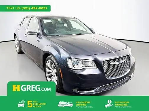 2018 Chrysler 300 Limited RWD photo