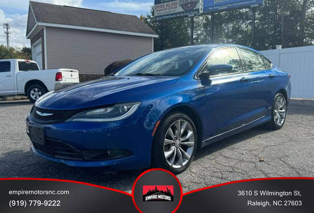 2015 Chrysler 200 S FWD photo