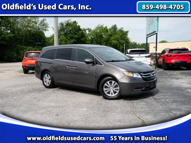 2016 Honda Odyssey SE FWD photo