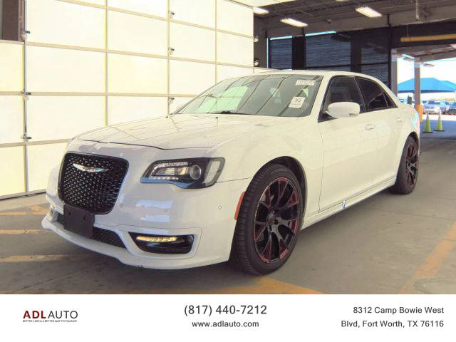 2018 Chrysler 300 300S RWD photo