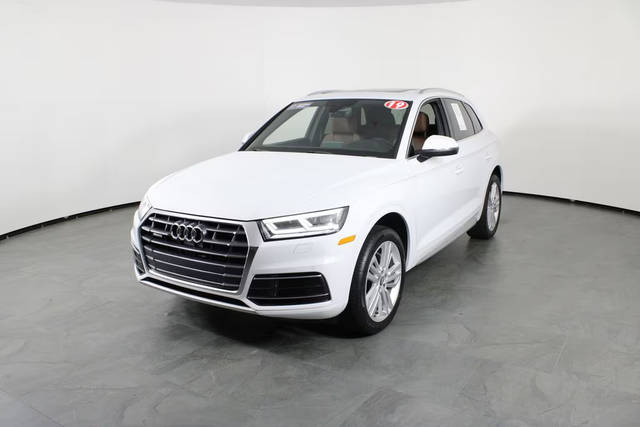 2019 Audi Q5 Premium Plus AWD photo