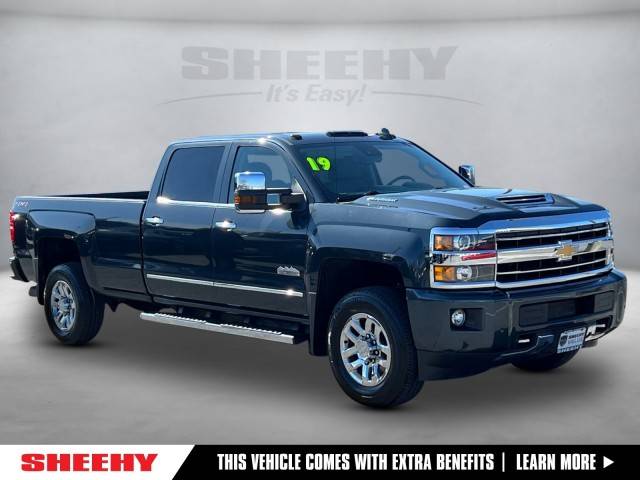 2019 Chevrolet Silverado 3500HD High Country 4WD photo