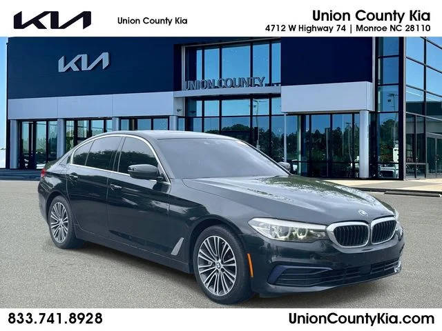 2019 BMW 5 Series 530i xDrive AWD photo