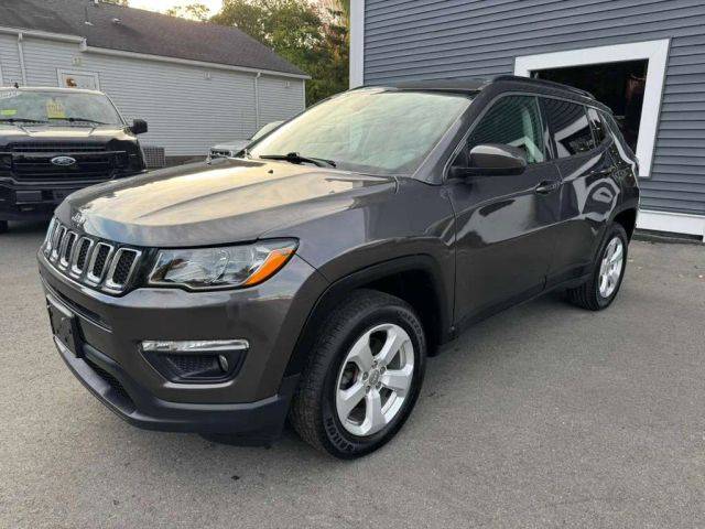 2019 Jeep Compass Latitude 4WD photo
