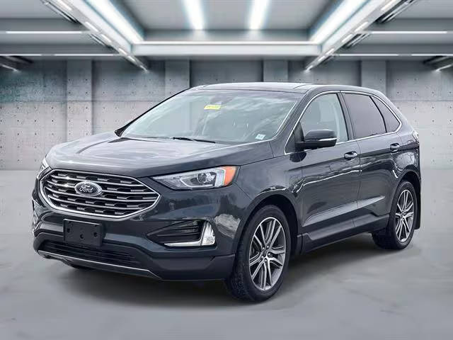 2019 Ford Edge Titanium AWD photo