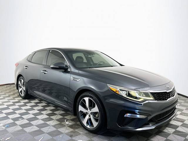 2019 Kia Optima S FWD photo