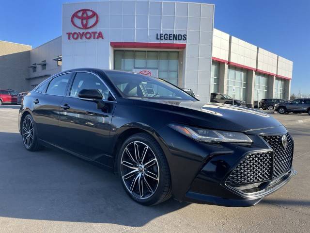 2019 Toyota Avalon Touring FWD photo