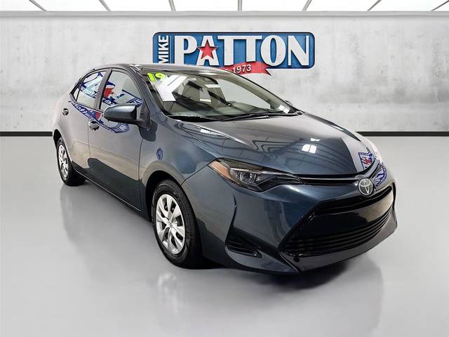 2019 Toyota Corolla L FWD photo
