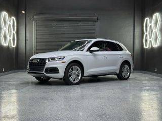 2019 Audi Q5 Premium Plus AWD photo