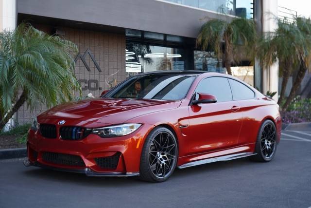 2019 BMW M4  RWD photo