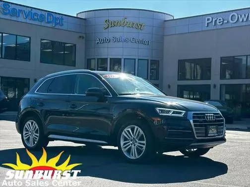 2019 Audi Q5 Premium Plus AWD photo