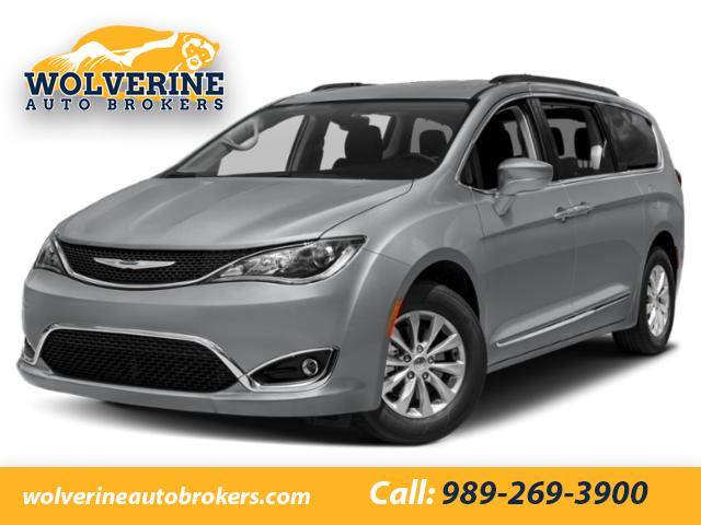 2018 Chrysler Pacifica Minivan Limited FWD photo