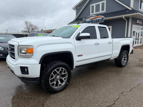 2015 GMC Sierra 1500 SLT 4WD photo
