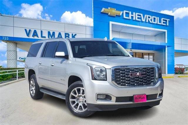 2018 GMC Yukon XL Denali 4WD photo