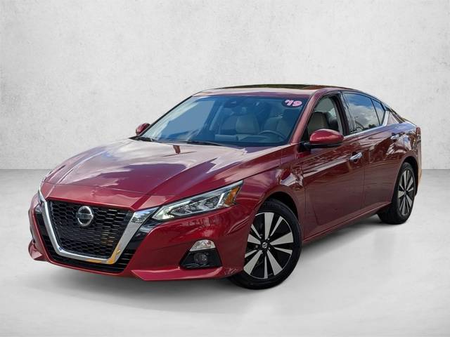 2019 Nissan Altima 2.5 SV FWD photo