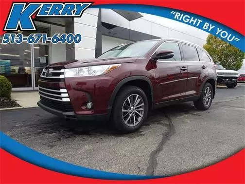 2019 Toyota Highlander XLE AWD photo