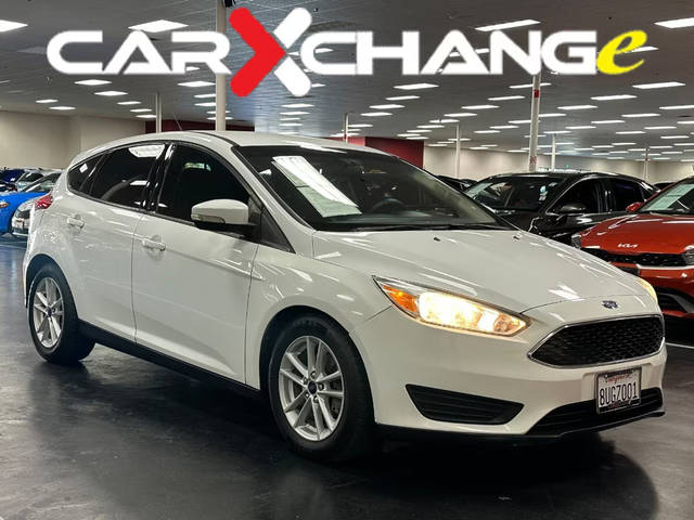 2017 Ford Focus SE FWD photo