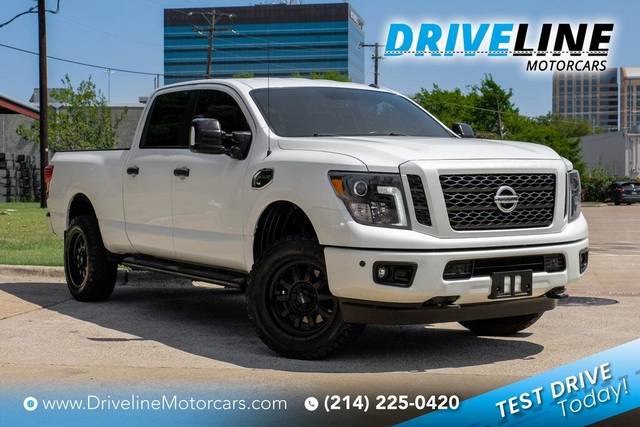 2019 Nissan Titan XD SV 4WD photo
