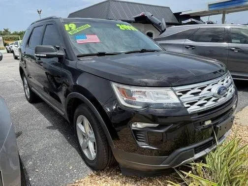 2019 Ford Explorer XLT FWD photo