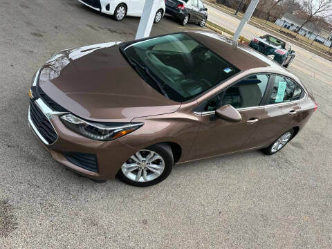 2019 Chevrolet Cruze LT FWD photo