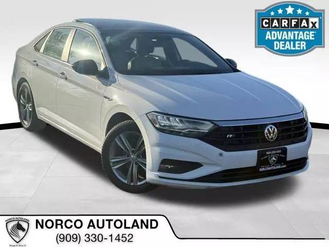 2019 Volkswagen Jetta R-Line FWD photo