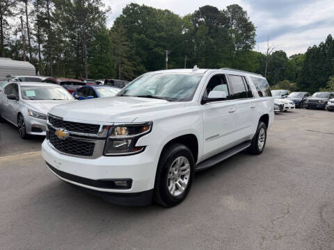 2018 Chevrolet Suburban LT RWD photo