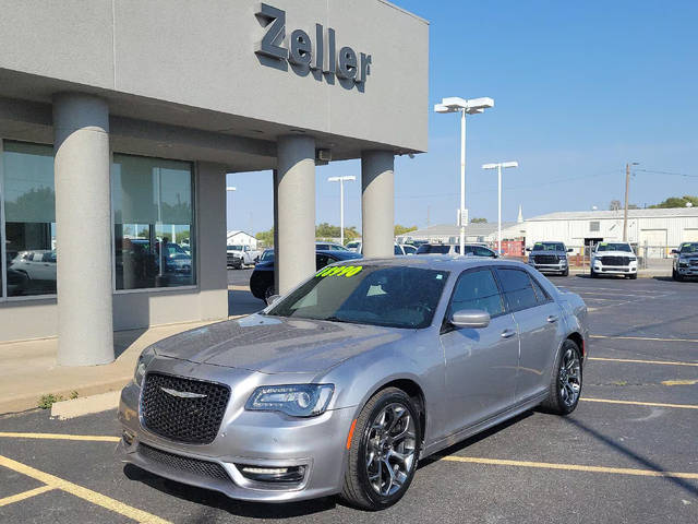 2018 Chrysler 300 300S RWD photo