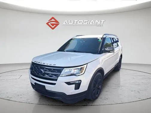 2019 Ford Explorer XLT 4WD photo