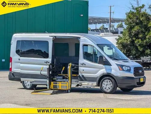 2018 Ford Transit Passenger Wagon XL RWD photo