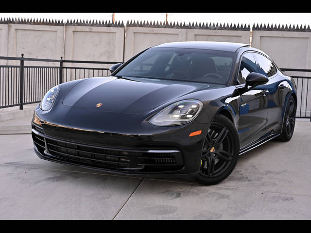 2018 Porsche Panamera 4 E-Hybrid AWD photo