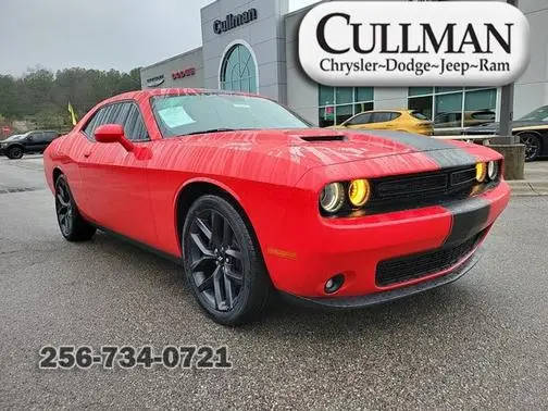 2019 Dodge Challenger SXT RWD photo