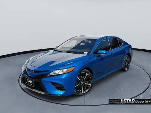 2019 Toyota Camry XSE FWD photo