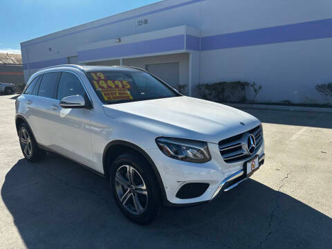2019 Mercedes-Benz GLC-Class GLC 300 RWD photo