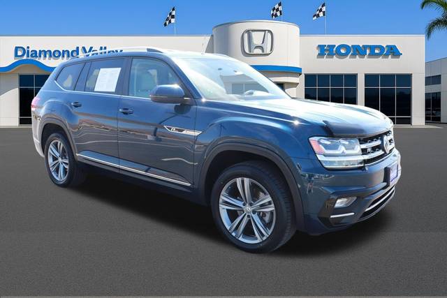 2019 Volkswagen Atlas 3.6L V6 SE w/Technology R-Line AWD photo